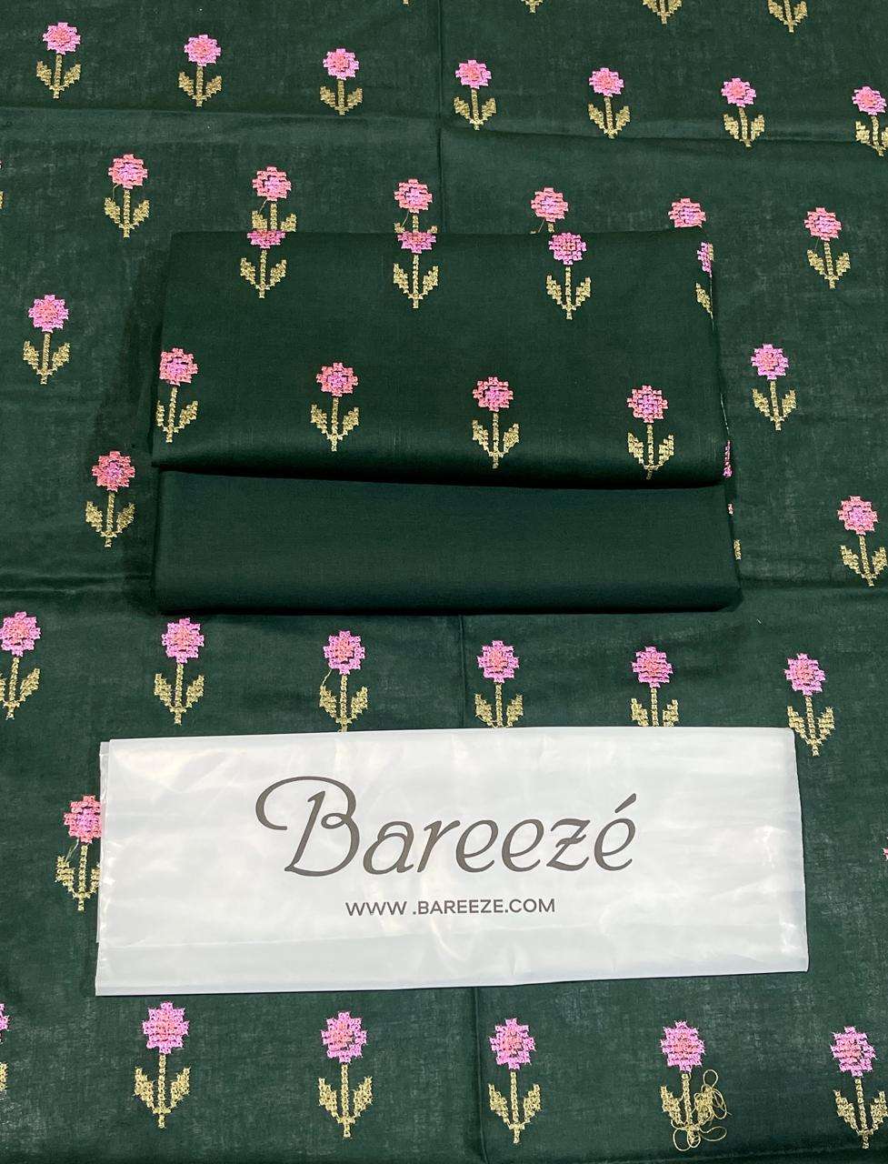 Bareeze Lawn 2pc Embroidered (1) Bareeze Lawn 2pc Embroidered